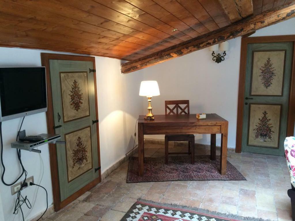 Вилла Casa Laura Кастель-дель-Монте Экстерьер фото
